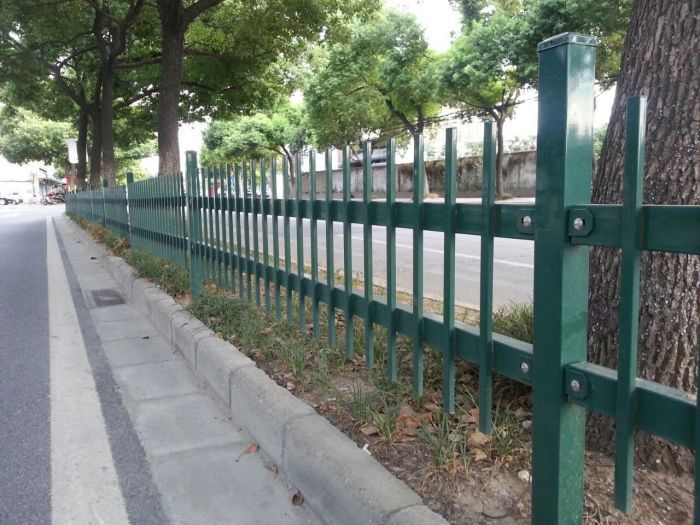 锌钢护栏草坪绿化护栏